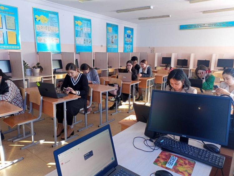 Мектебімізде  “Сабақта АКТ- ны пайдалану арқылы білім сапасын арттыру” тақырыбында семинар өтті.